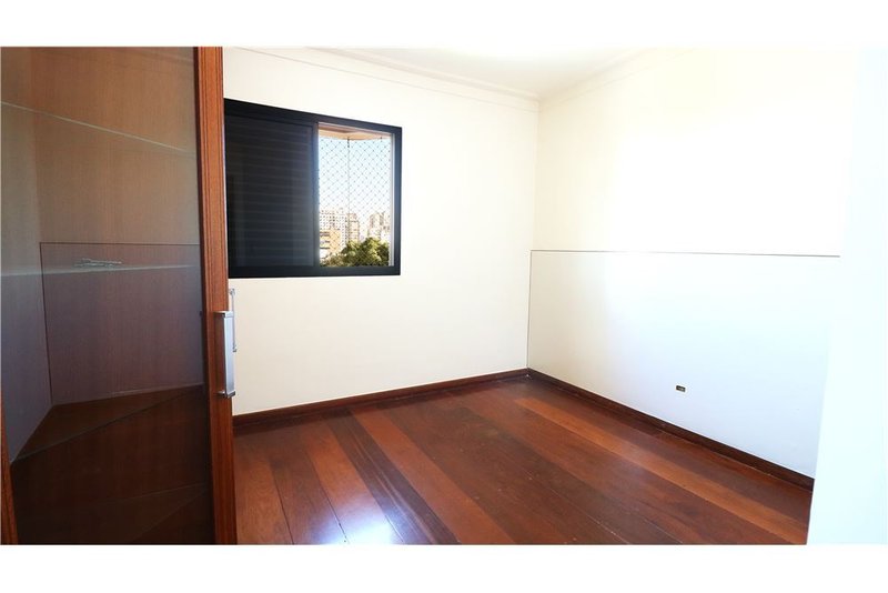 Apartamento no Campo Belo com 3 Dormitórios com 2 suítes 116m² Dr. Jesuino Maciel São Paulo - 