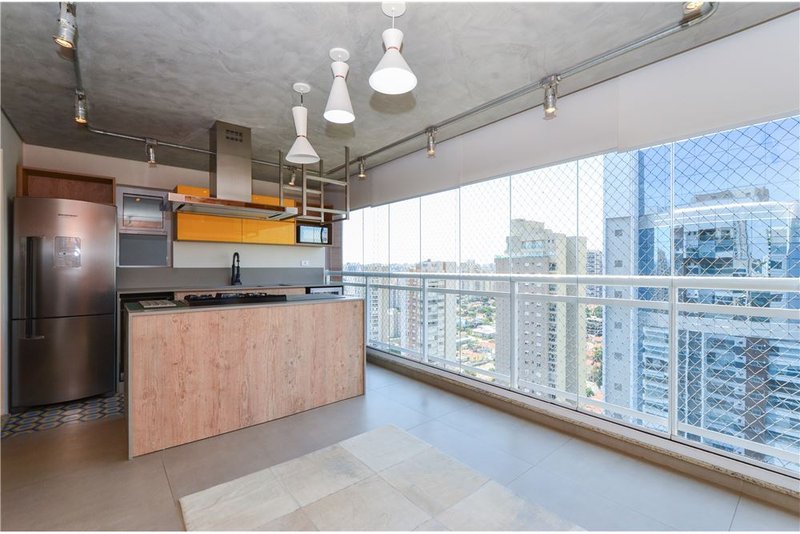 Apartamento no Brooklin com 3 Dormitórios com 107m² George Ohm, 330 São Paulo - 