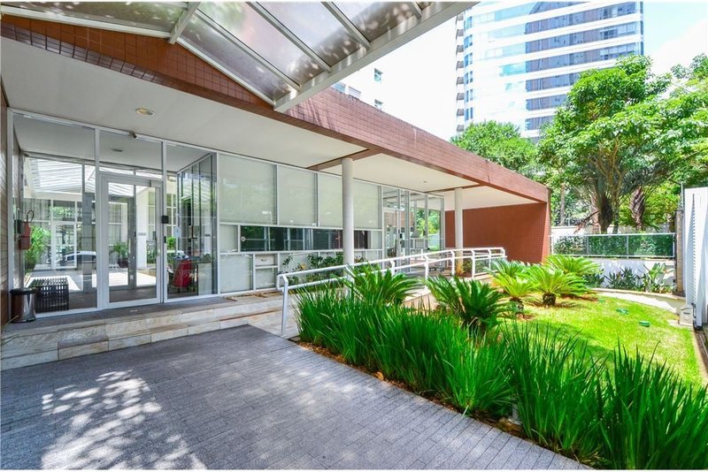Apartamento no Brooklin com 3 Dormitórios com 107m² George Ohm, 330 São Paulo - 
