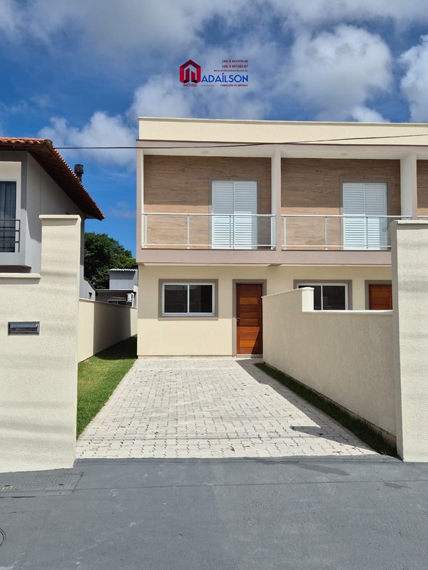Casas com 2 Quartos e 3 banheiros à Venda, Florianópolis SC por R$ 698.960.000  Florianópolis - 
