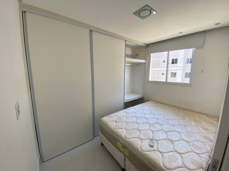 Apartamento 2/4, Buraquinho, lauro de Freitas (INDISPONÍVEL) Rua Ministro Antônio Carlos Magalhães Lauro de Freitas - 