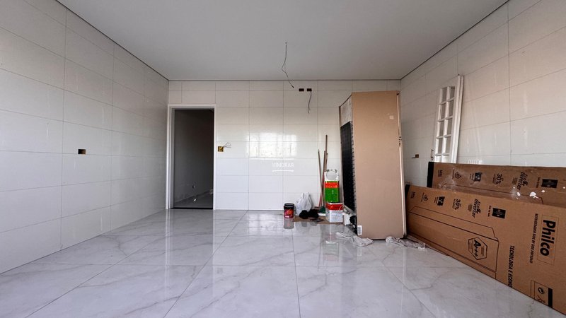 Sobrado 3 su&iacute;tes + &aacute;rea gourmet com piscina + 6 vagas de garagem  Guarulhos - 