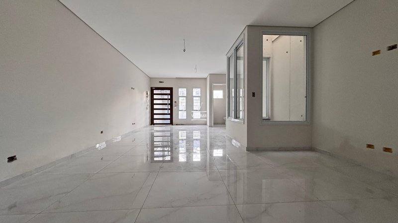 Sobrado 3 su&iacute;tes + &aacute;rea gourmet com piscina + 6 vagas de garagem  Guarulhos - 