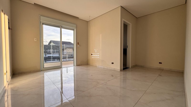 Sobrado 3 su&iacute;tes + &aacute;rea gourmet com piscina + 6 vagas de garagem  Guarulhos - 