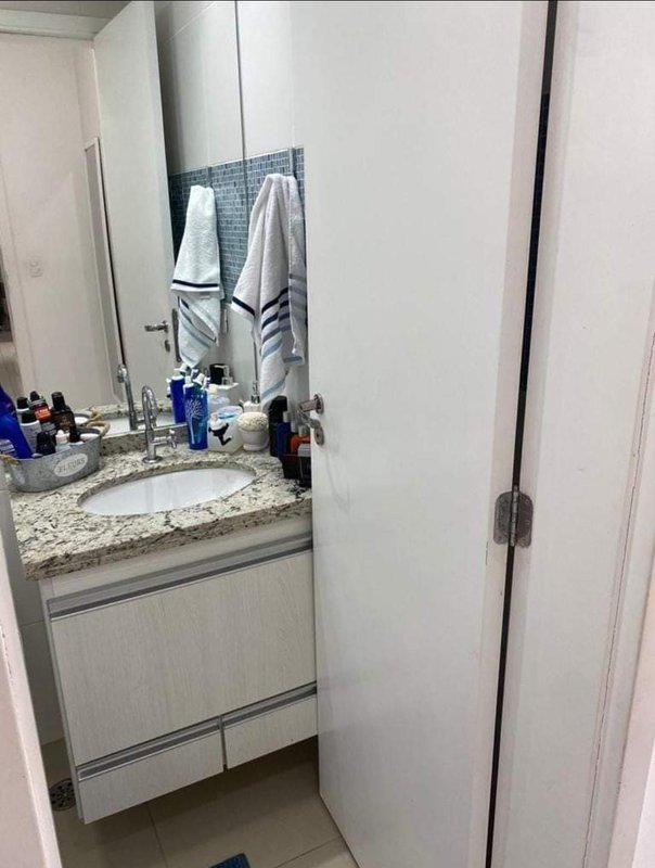 Maravilhoso 3 dormitórios com Suite e 2 vagas em Interlagos Rua Canuto Borelli São Paulo - 