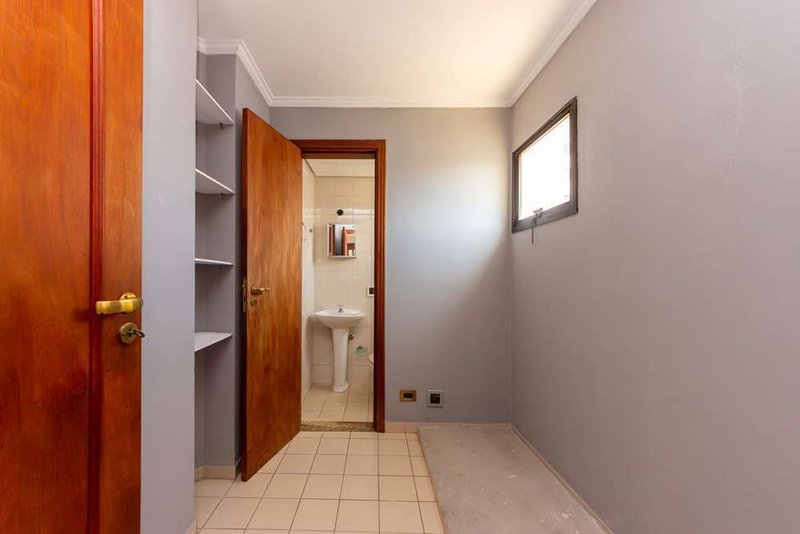 Apartamento com 4 dormitórios com 163m² Chamantá São Paulo - 