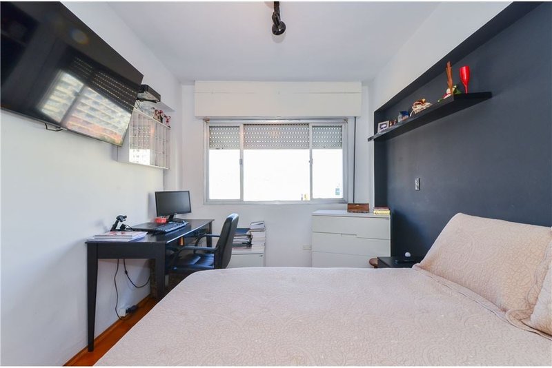 Apartamento com 3 dormitórios com 85m² Castro Alves São Paulo - 