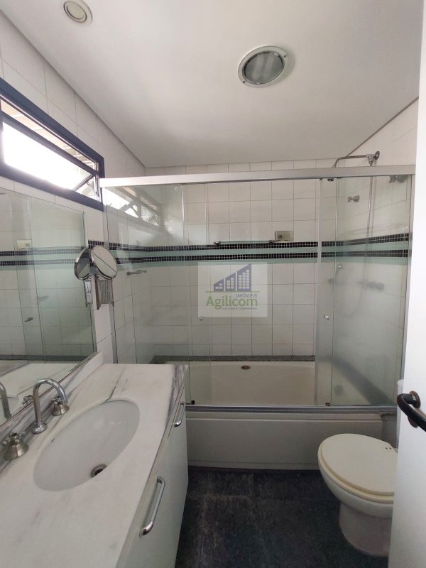 APARTAMENTO À VENDA EM MOEMA COM 3 DORMITÓRIOS Rua Tuim São Paulo - 