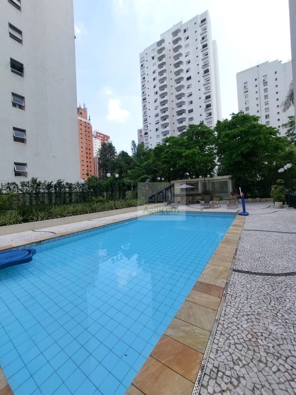 APARTAMENTO À VENDA EM MOEMA COM 3 DORMITÓRIOS Rua Tuim São Paulo - 