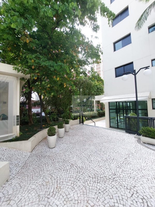 APARTAMENTO À VENDA EM MOEMA COM 3 DORMITÓRIOS Rua Tuim São Paulo - 