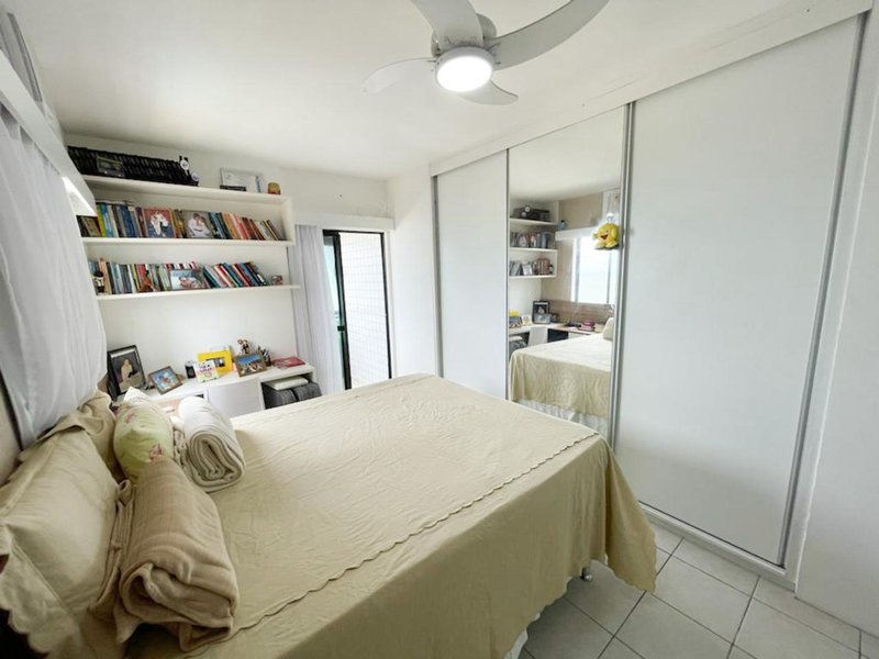 Apartamento à venda com 3 quartos sendo 2 suites com closet, 120m² por R$ 850.000,00 Rua Bernardo Vieira de Melo Jaboatão dos Guararapes - 