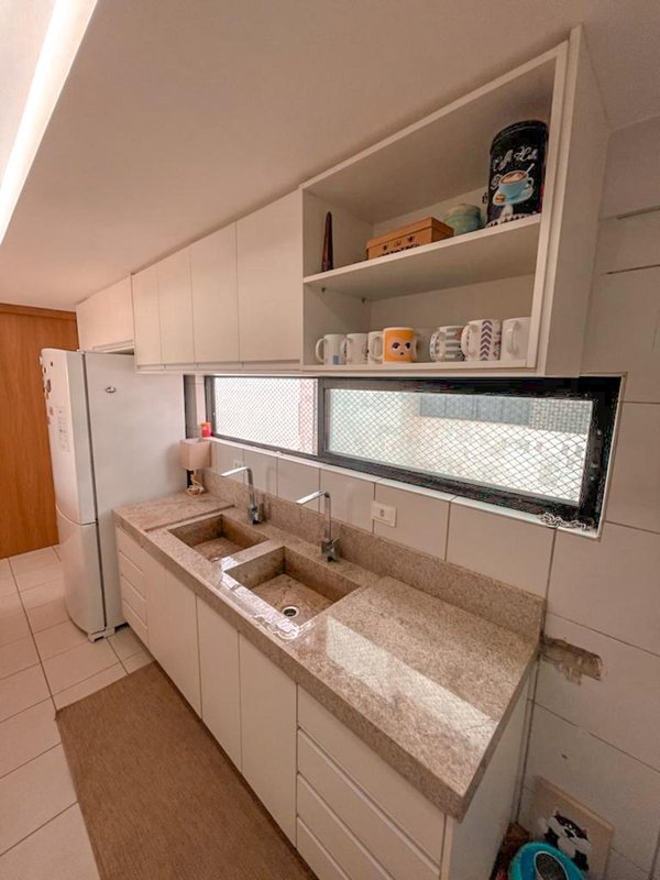Apartamento à venda com 3 quartos sendo 2 suites com closet, 120m² por R$ 850.000,00 Rua Bernardo Vieira de Melo Jaboatão dos Guararapes - 