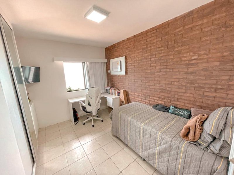 Apartamento à venda com 3 quartos sendo 2 suites com closet, 120m² por R$ 850.000,00 Rua Bernardo Vieira de Melo Jaboatão dos Guararapes - 