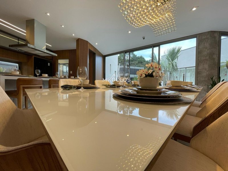 Casa térrea  a poucos passos do mar à venda, 6 dormitórios , 328 m² por R$ 10.900.000 Alameda Açaí Bertioga - 