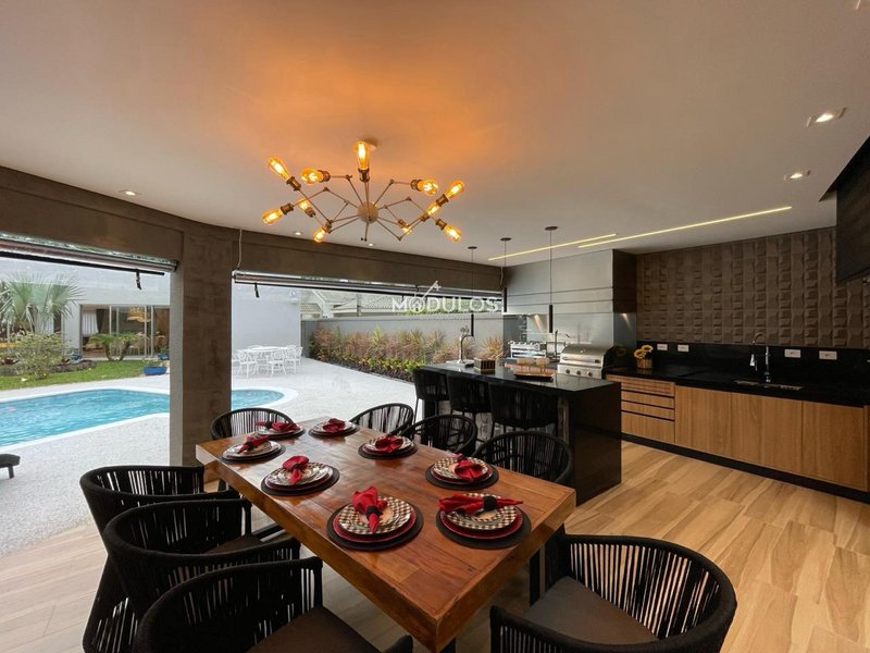 Casa térrea  a poucos passos do mar à venda, 6 dormitórios , 328 m² por R$ 10.900.000 Alameda Açaí Bertioga - 