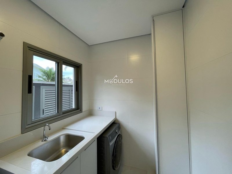 Casa térrea  a poucos passos do mar à venda, 6 dormitórios , 328 m² por R$ 10.900.000 Alameda Açaí Bertioga - 