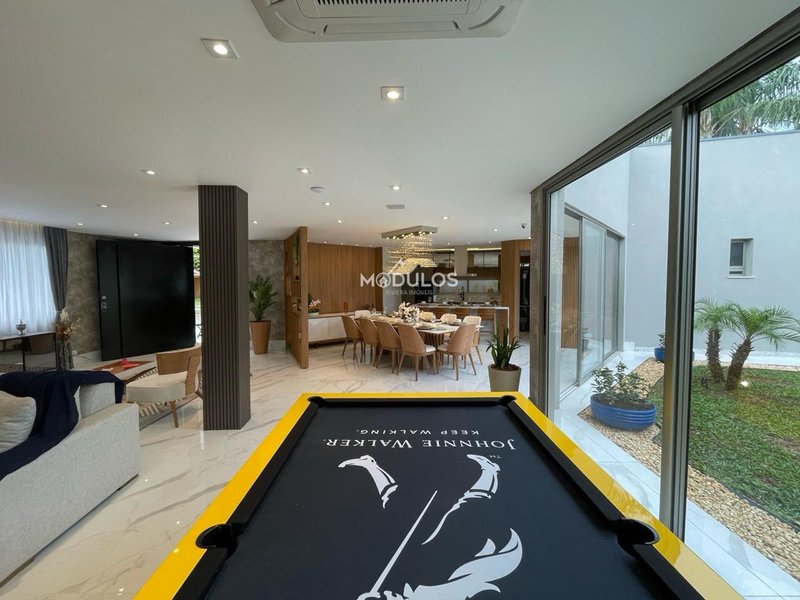 Casa térrea  a poucos passos do mar à venda, 6 dormitórios , 328 m² por R$ 10.900.000 Alameda Açaí Bertioga - 