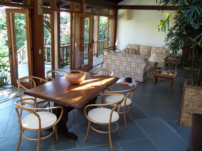Em Alphaville, Casa Residencial 3,  um jardim no paraíso Alameda Cananéia Santana de Parnaíba - 