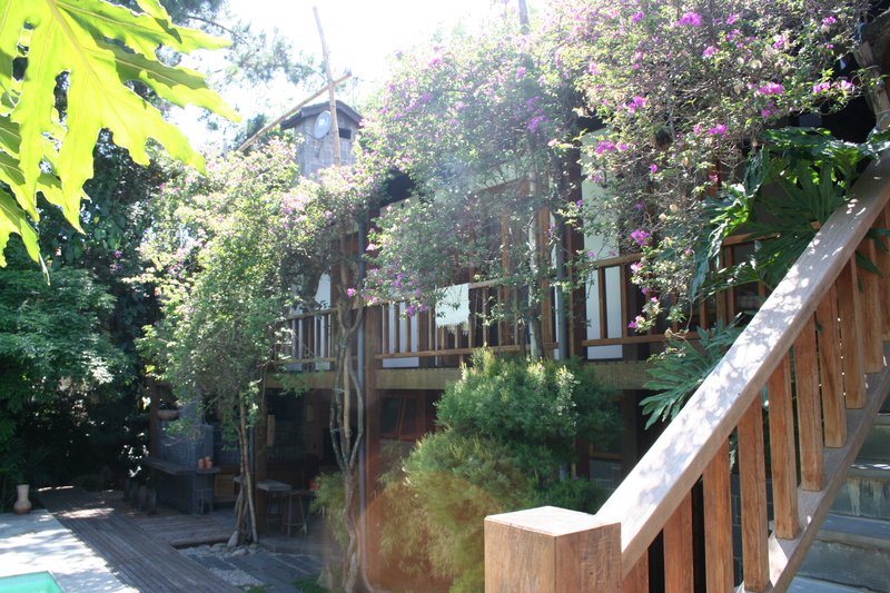 Em Alphaville, Casa Residencial 3,  um jardim no paraíso Alameda Cananéia Santana de Parnaíba - 