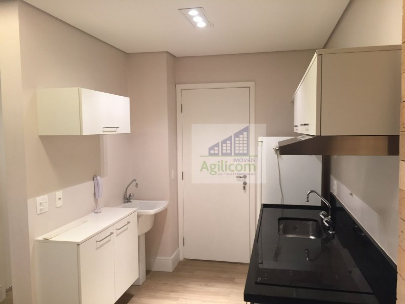 STUDIO PARA LOCAÇÃO NO BROOKLIN COM 39m2 e 1 VAGA Rua Guararapes São Paulo - 