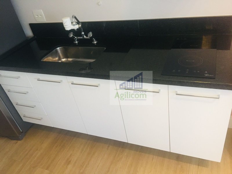 STUDIO PARA LOCAÇÃO NO BROOKLIN COM 39m2 e 1 VAGA Rua Guararapes São Paulo - 