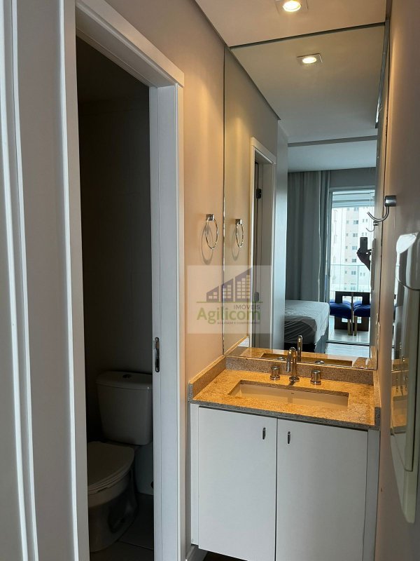 STUDIO PARA LOCAÇÃO NO BROOKLIN COM 39m2 e 1 VAGA Rua Guararapes São Paulo - 