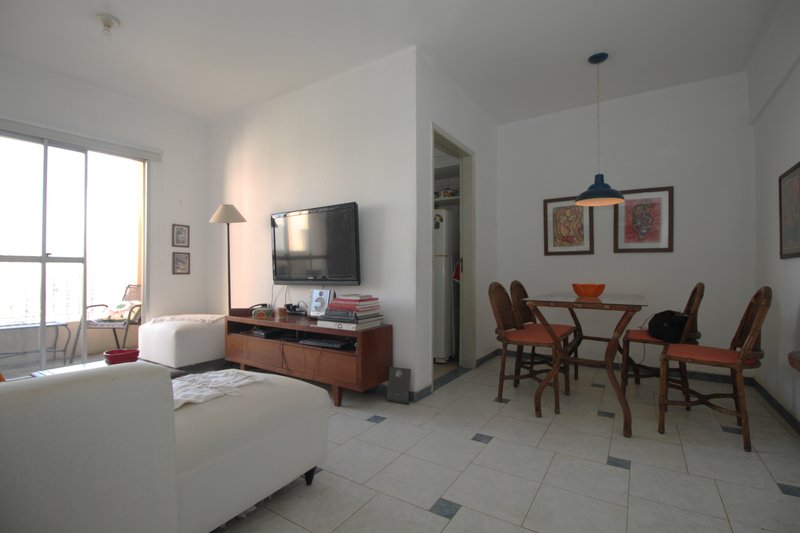 Apartamento à venda com 60m², 2 quartos e 1 vaga Rua Vergueiro São Paulo - 