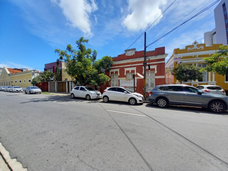 Área à venda com dois salões no imóvel, com 1.008m² por R$ 5.000.000,00 Rua das Pernambucanas Recife - 