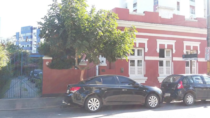 Área à venda com dois salões no imóvel, com 1.008m² por R$ 5.000.000,00 Rua das Pernambucanas Recife - 
