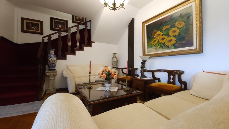 Casa com 5 quartos, 1.600 m² de terreno no Alto em Teresópolis  Teresópolis - 