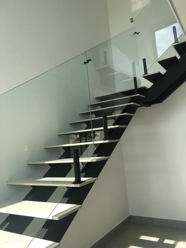 Casa com 3 dormit&oacute;rios &agrave; venda,287 m&sup2;- Condom&iacute;nio  Evidence - Ara&ccedil;oiaba da Serra - SP Rodovia Raposo Tavares  Araçoiaba da Serra - 