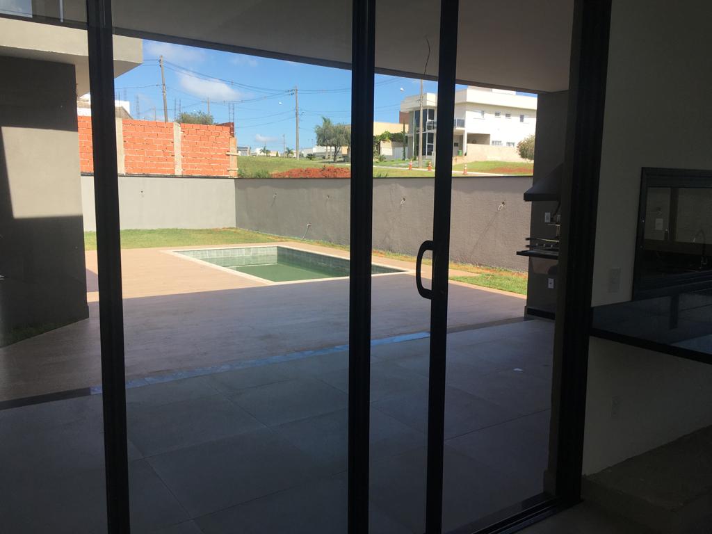 Casa com 3 dormit&oacute;rios &agrave; venda,287 m&sup2;- Condom&iacute;nio  Evidence - Ara&ccedil;oiaba da Serra - SP Rodovia Raposo Tavares  Araçoiaba da Serra - 