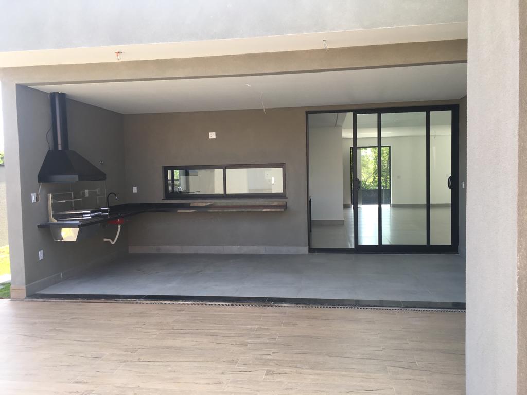 Casa com 3 dormit&oacute;rios &agrave; venda,287 m&sup2;- Condom&iacute;nio  Evidence - Ara&ccedil;oiaba da Serra - SP Rodovia Raposo Tavares  Araçoiaba da Serra - 