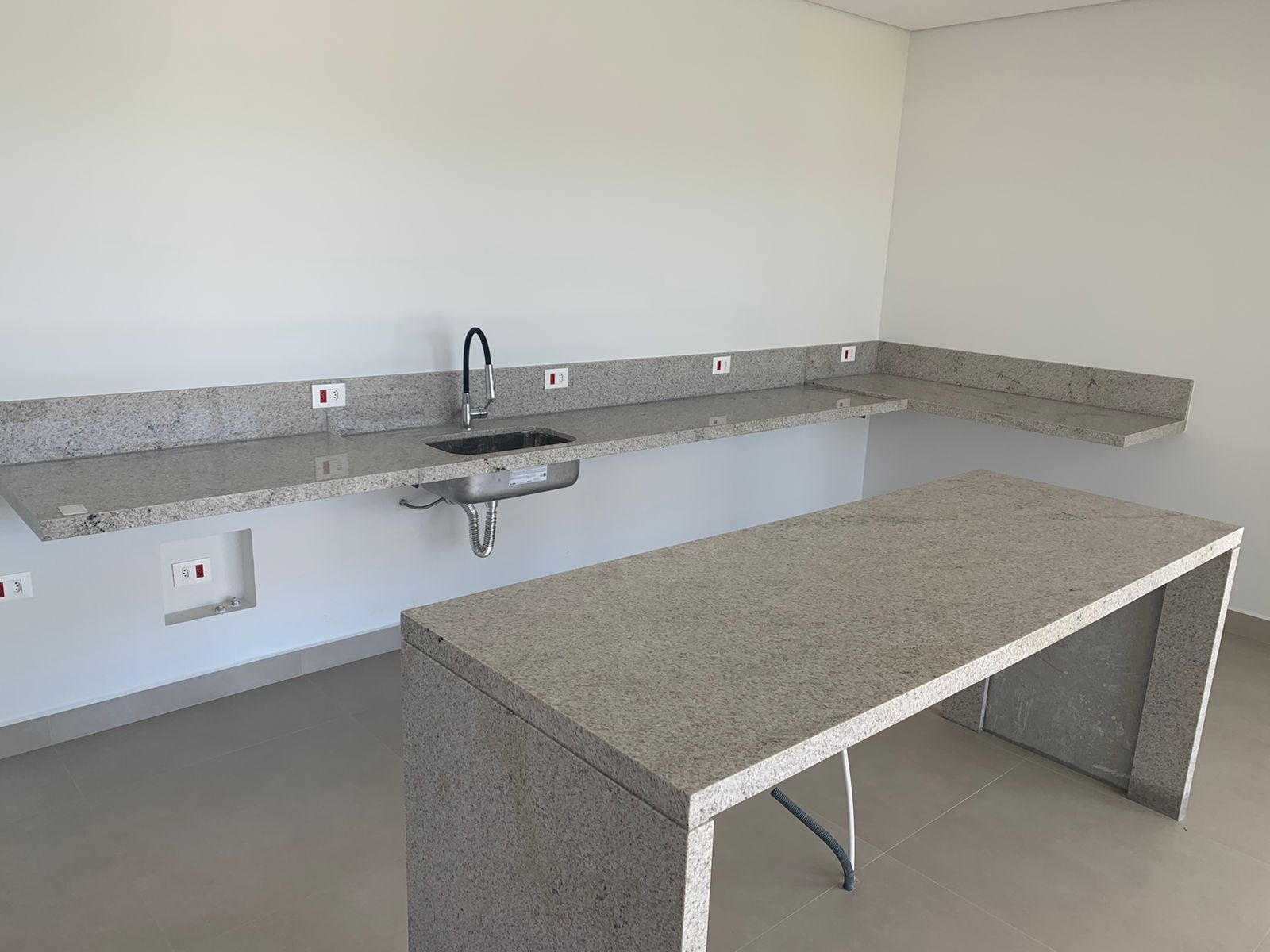 Casa com 4 dormit&oacute;rios &agrave; venda, 421m&sup2; - Condom&iacute;nio Evidence - Ara&ccedil;oiaba da Serra-SP Rodovia Raposo Tavares  Araçoiaba da Serra - 