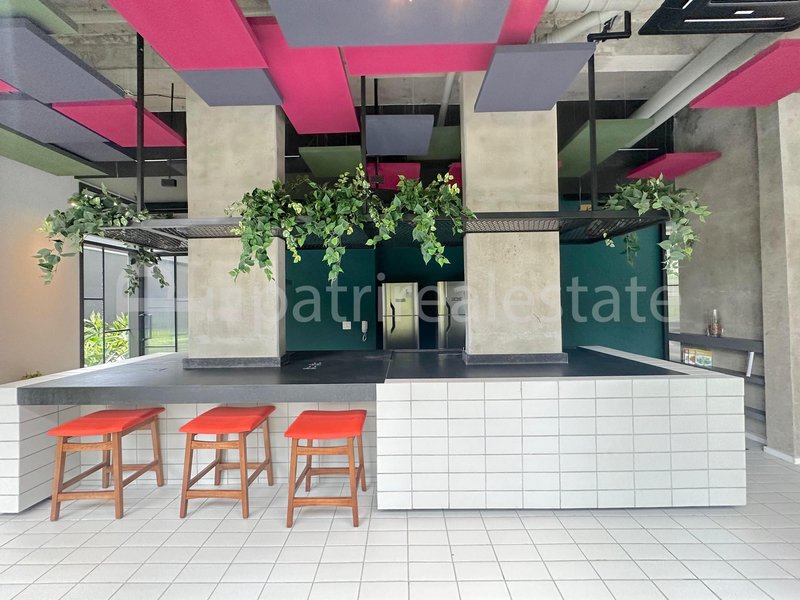 Studio 25 m² completamente mobiliado + A/C com Varanda e 1 WC. Republica - Centro – SP Praça da República São Paulo - 