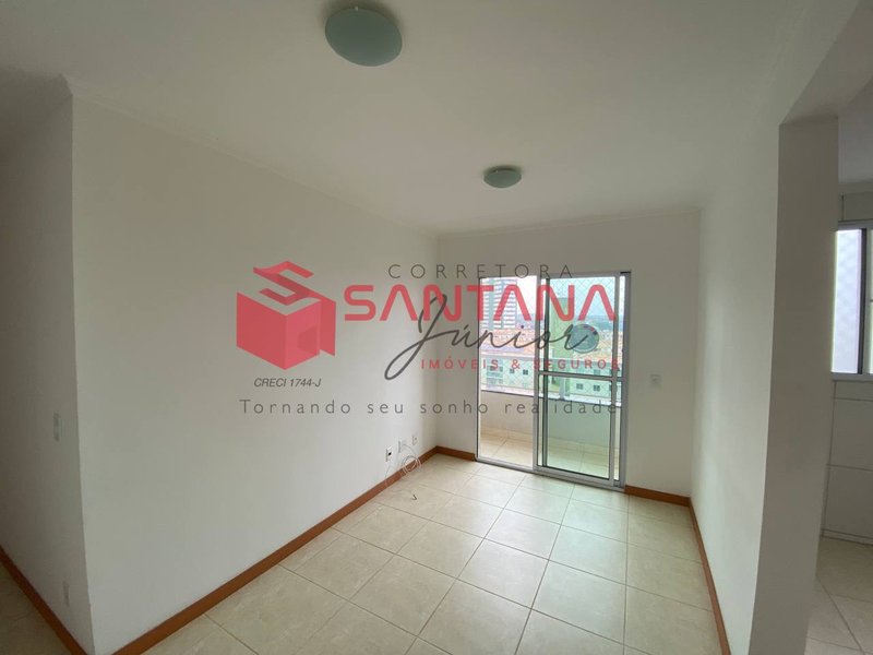 Apartamento 2/4 nascente total em Buraquinho  (INDISPONÍVEL) Rua Ministro Antônio Carlos Magalhães Lauro de Freitas - 