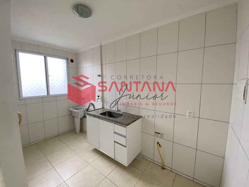 Apartamento 2/4 nascente total em Buraquinho  (INDISPONÍVEL) Rua Ministro Antônio Carlos Magalhães Lauro de Freitas - 