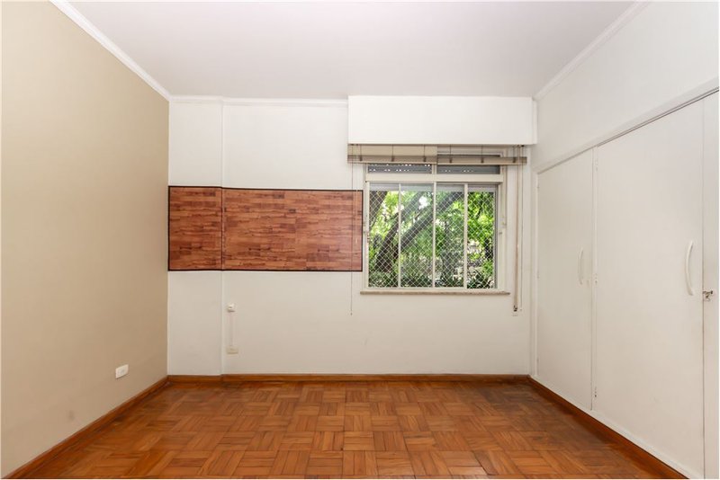 Apartamento no Jardim Paulista com 3 dormitórios 152m² Casa Branca São Paulo - 