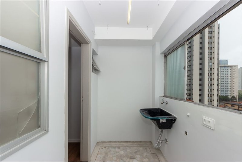 Apartamento com 2 dormitórios 62m² dos Campineiros São Paulo - 