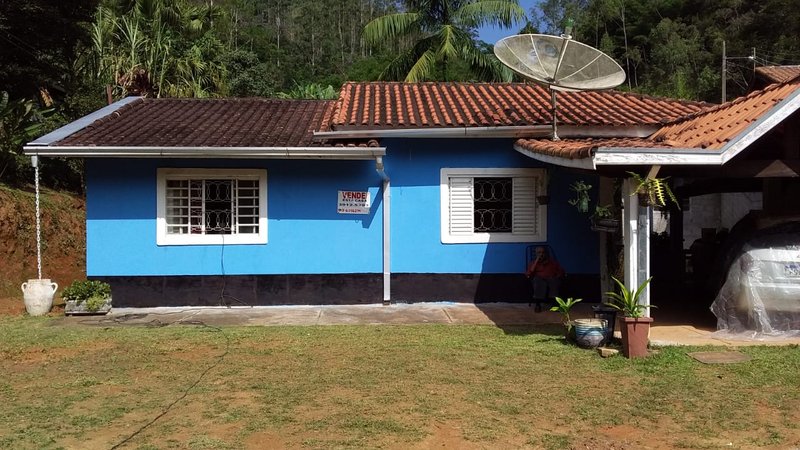 Chácara com 1.000 Metros em Monteiro Lobato\ São Paulo - MONTEIRO LOBATO - 