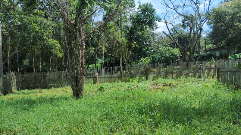 Chácara com 1.800 Metros em São José dos Campos\ São Paulo - São José dos Campos - 