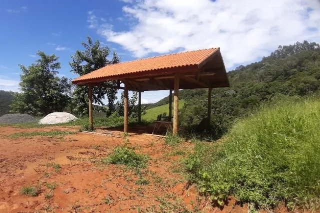 Sítio com 10 Alqueires em Monteiro Lobato, São Paulo - MONTEIRO LOBATO - 