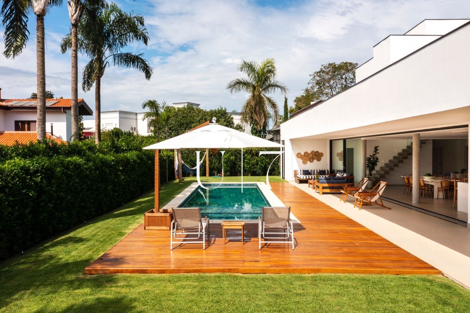 Casa com 4 dormit&oacute;rios &agrave; venda, 447m&sup2; - Condom&iacute;nio Lago Azul Golfe Clube - Ara&ccedil;oiaba- SP Rodovia Raposo Tavares  Araçoiaba da Serra - 