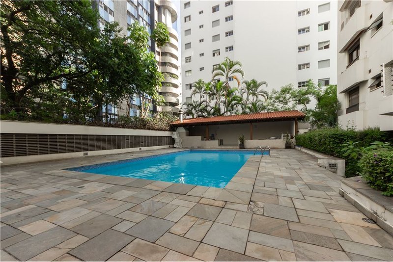Apartamento na Vila Nova Conceição com 3 suítes 159m² Domingos Leme São Paulo - 