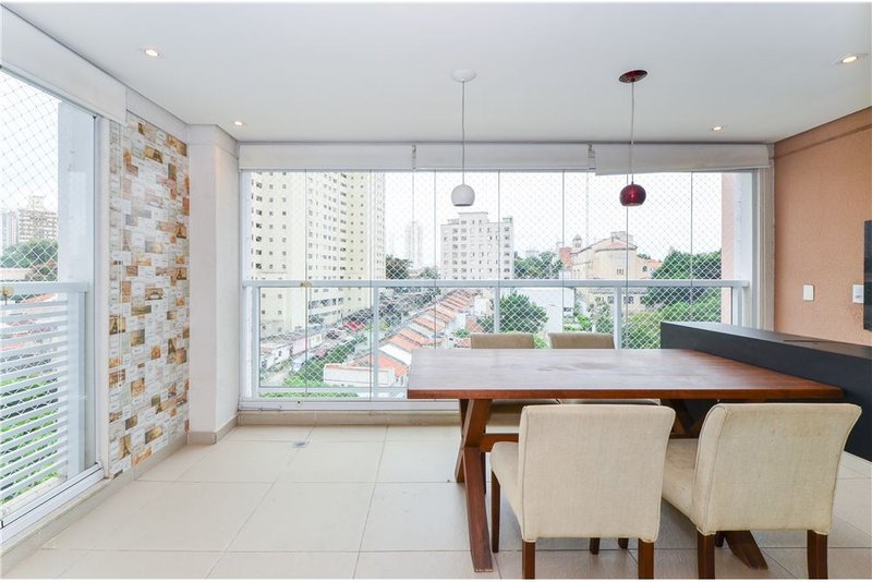 Apartamento na Aclimação com 3 suítes 134m² Almeida Torres São Paulo - 