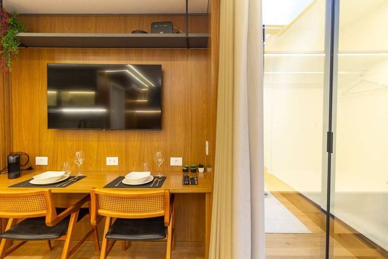 Apartamento em Pinheiros com 1 dormitório 45m² Alves Guimarães São Paulo - 