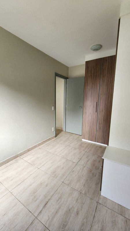 Pronto p/ Morar na Vila Andrade $320 mil Rua Chapada de Minas São Paulo - 