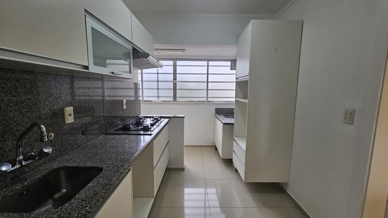 Apartamento MSCTF 453 Apto 701 1 suíte 150m² Carlos Trein Filho Porto Alegre - 