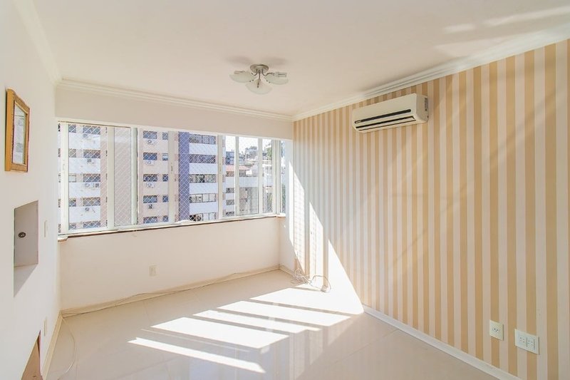 Apartamento Residencial Via Appia Apto DUA4583 1 suíte 82m² Tito Lívio Zambecari Porto Alegre - 