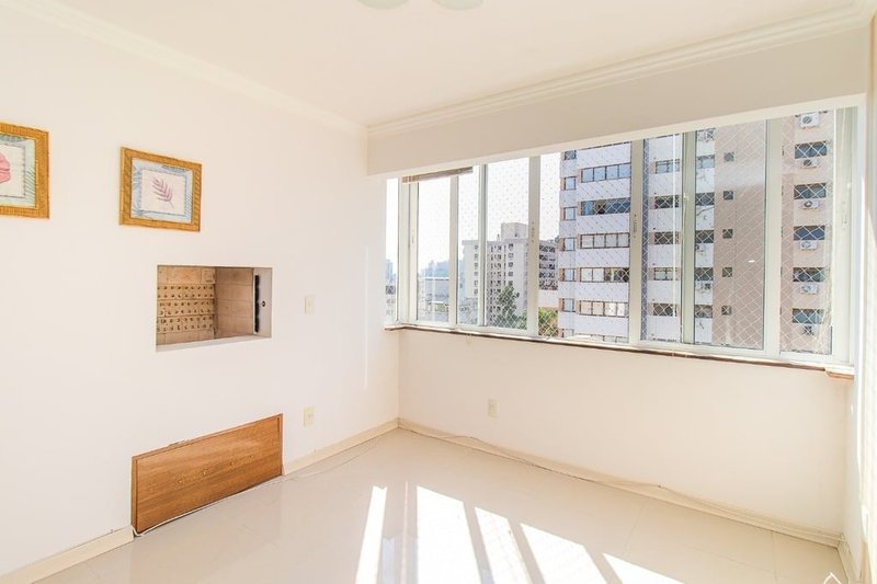 Apartamento Residencial Via Appia Apto DUA4583 1 suíte 82m² Tito Lívio Zambecari Porto Alegre - 